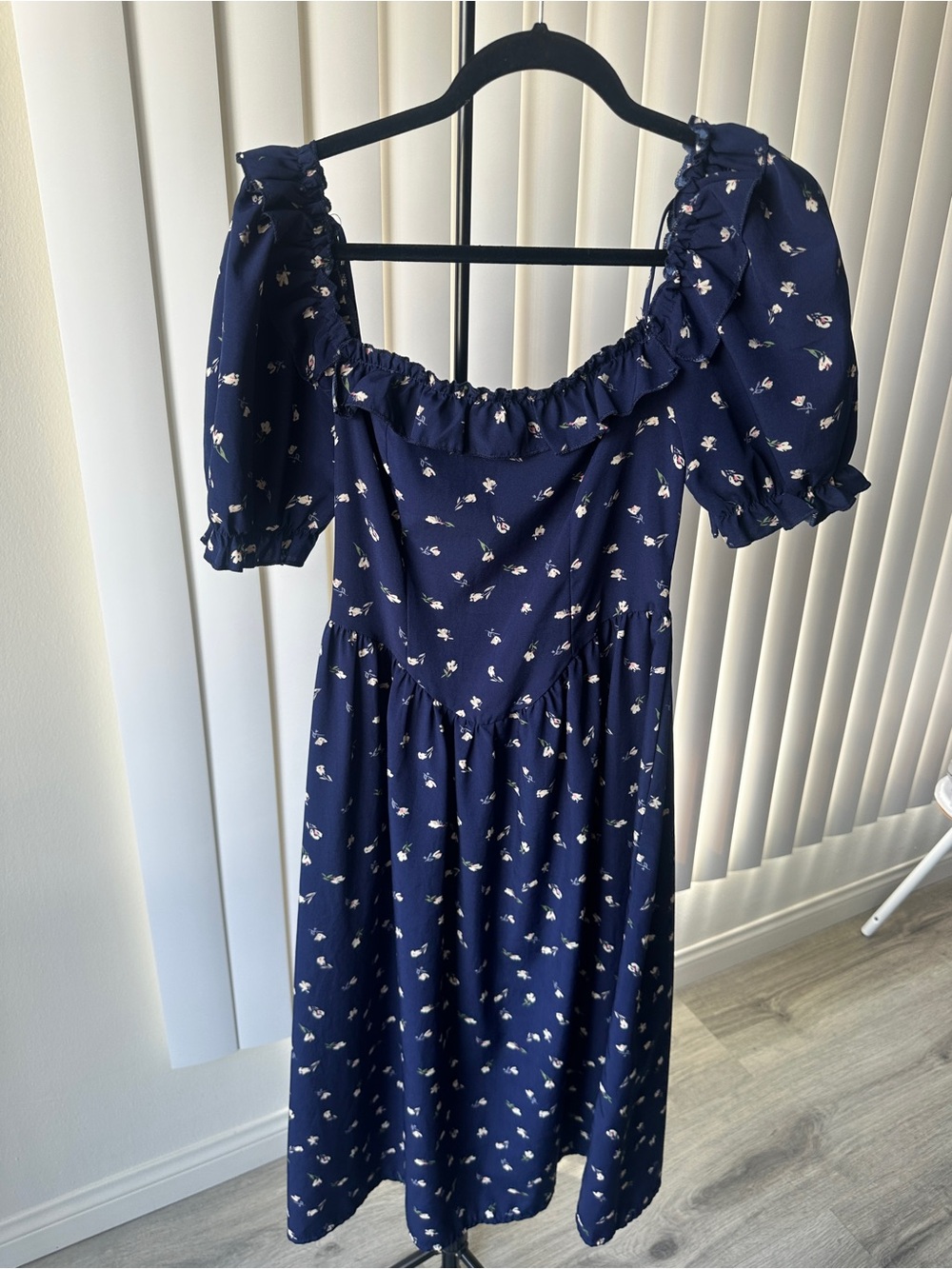 Mixed Floral Midi Dress Collection - Navy, Cream, Red, Gray, Blue (5 Dresses) - Picture 5 of 7